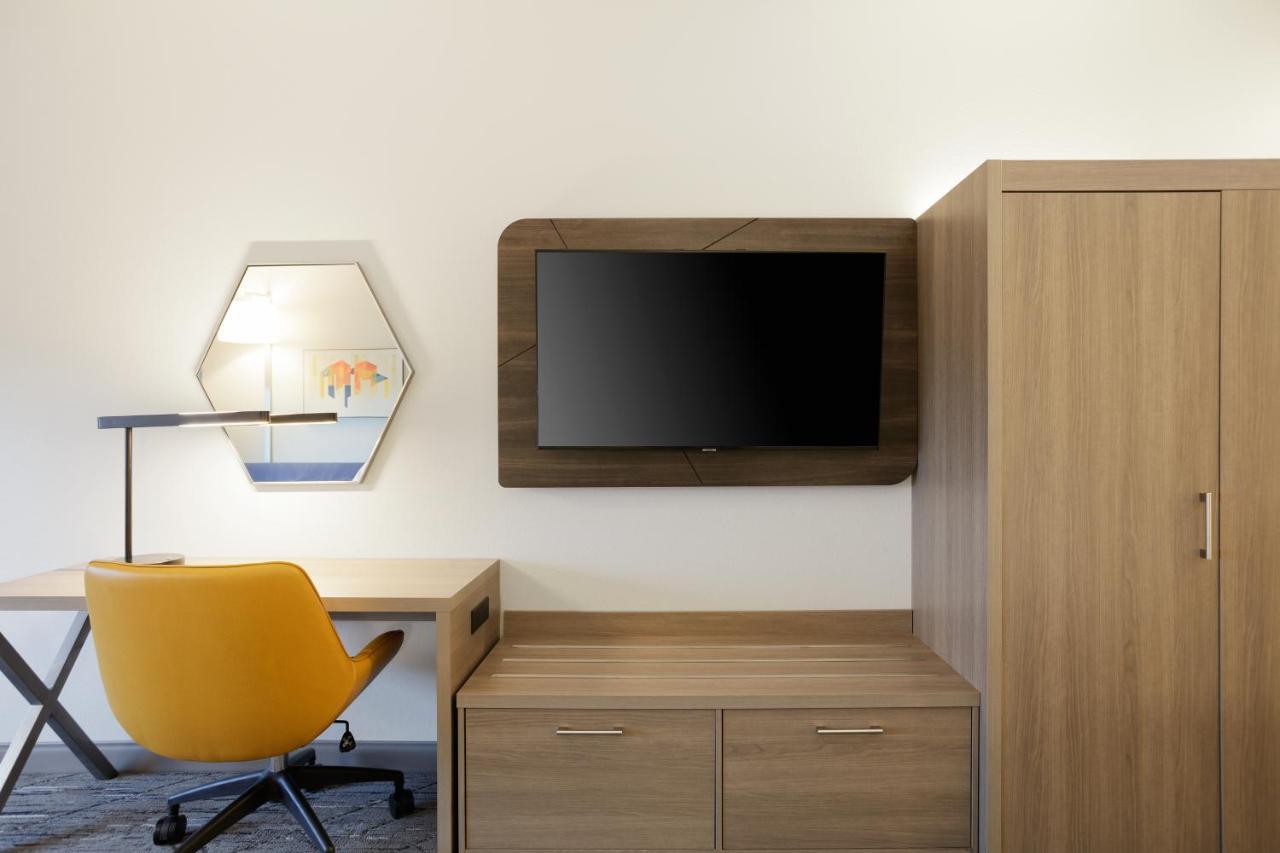 Holiday Inn Express Peachtree Corners-Norcross By Ihg Екстериор снимка