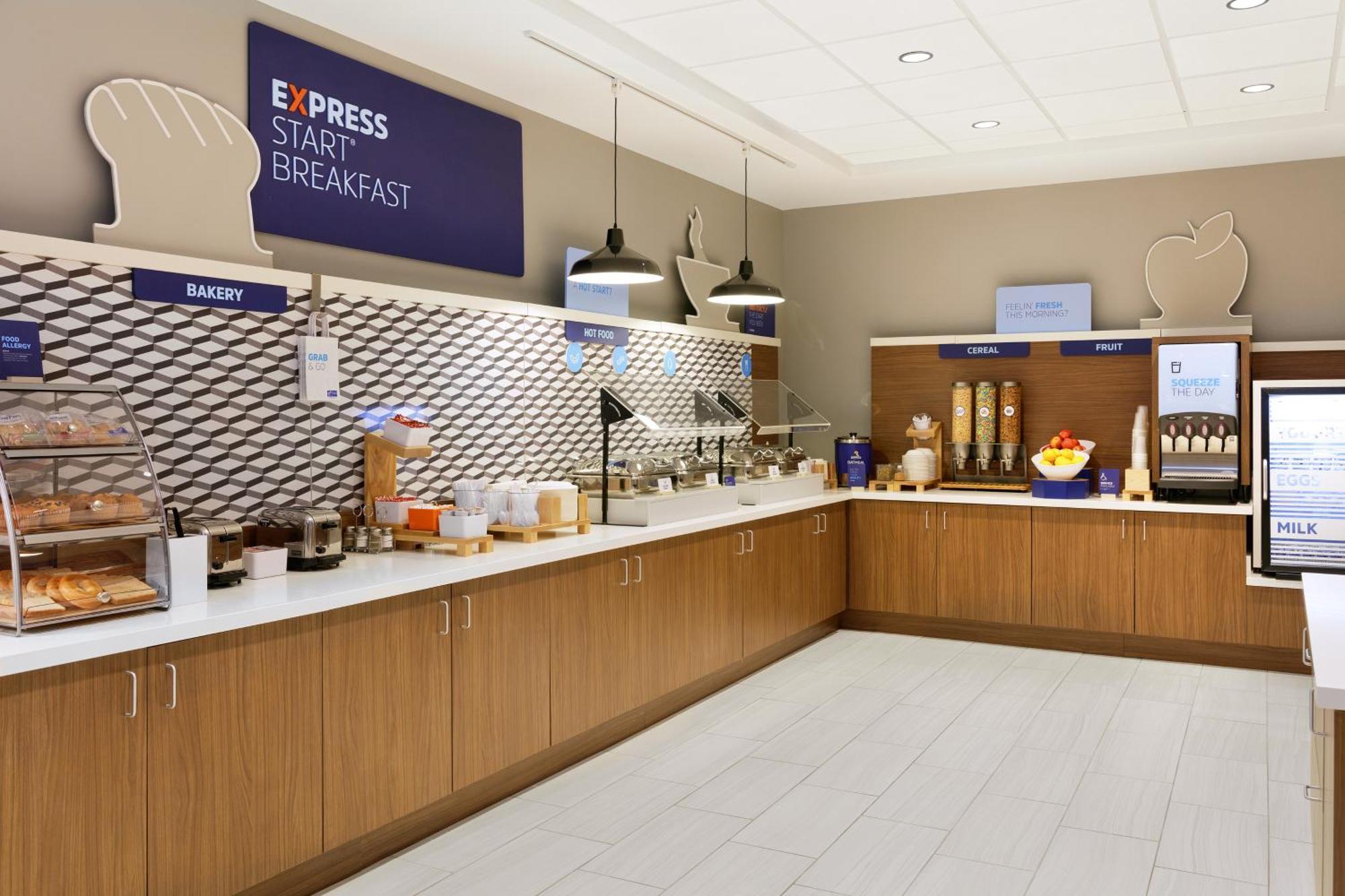 Holiday Inn Express Peachtree Corners-Norcross By Ihg Екстериор снимка
